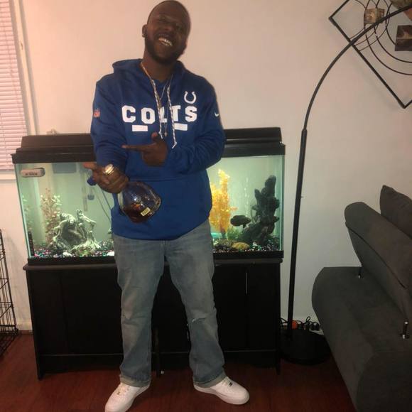 Meet your Posher, Aleem - Picture 1 of 1